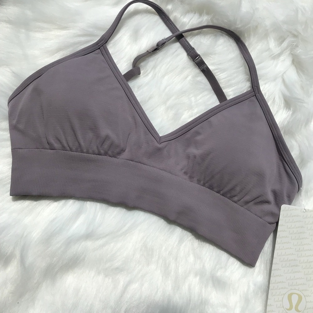 NWT LULULEMON AWAKENING BRA lavender grey w pads - Picture 3 of 8